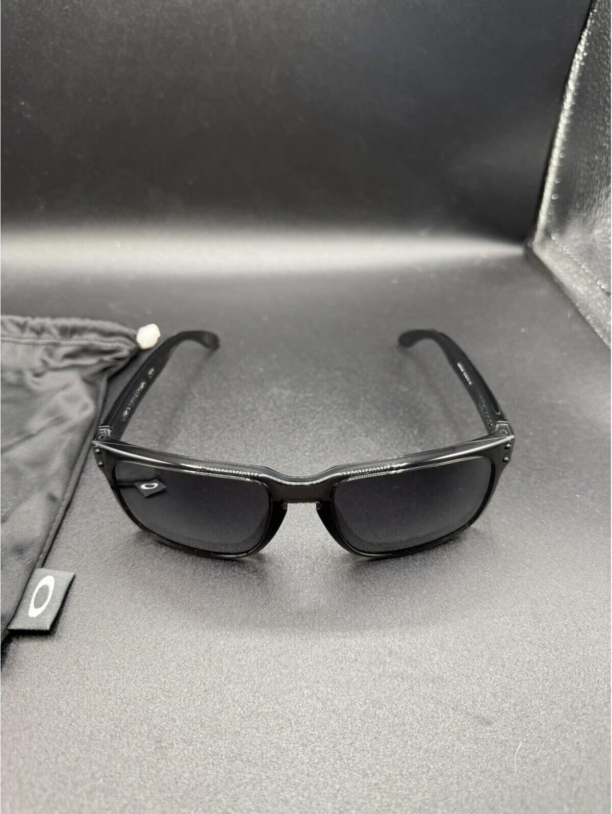 Oakley Holbrook Grey Smoke Black Iridium Lenses Oo9102-24